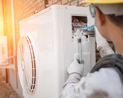 Nesta publishes report warning thousands more heat pump engineers needed image